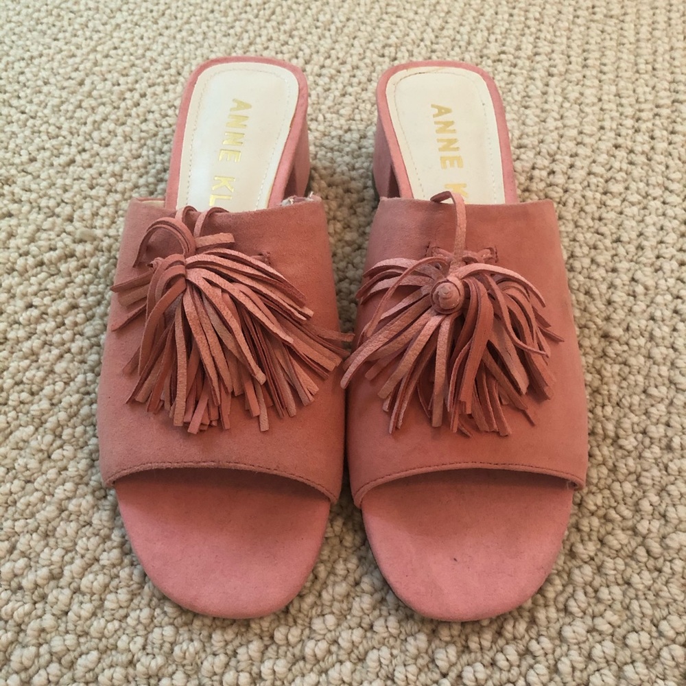 Anne Klein Pink Slides with Tassels
